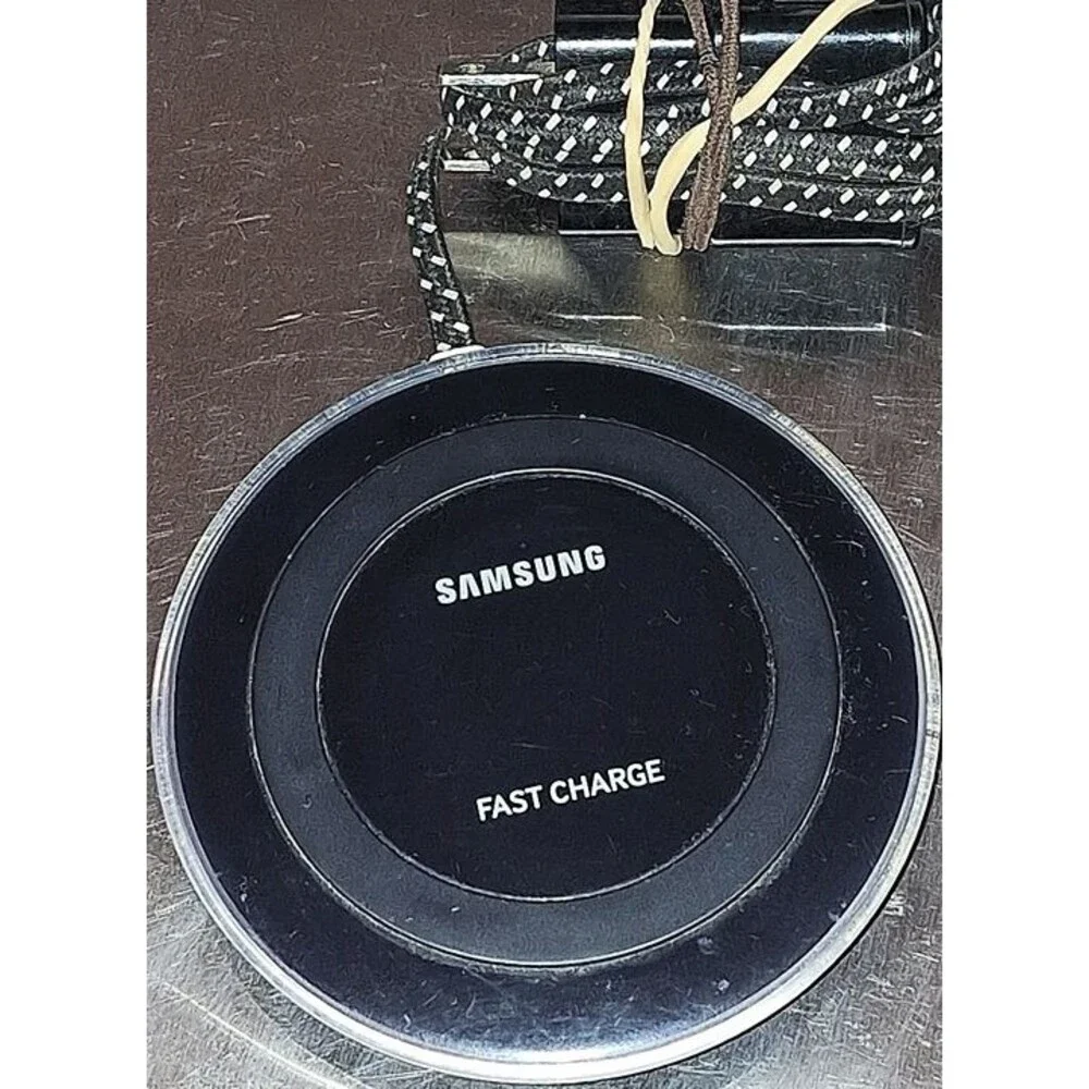 Samsung Fast Charge Qi Wireless Charging Pad Black EP-PN920 w/ Cable Tested VGUC